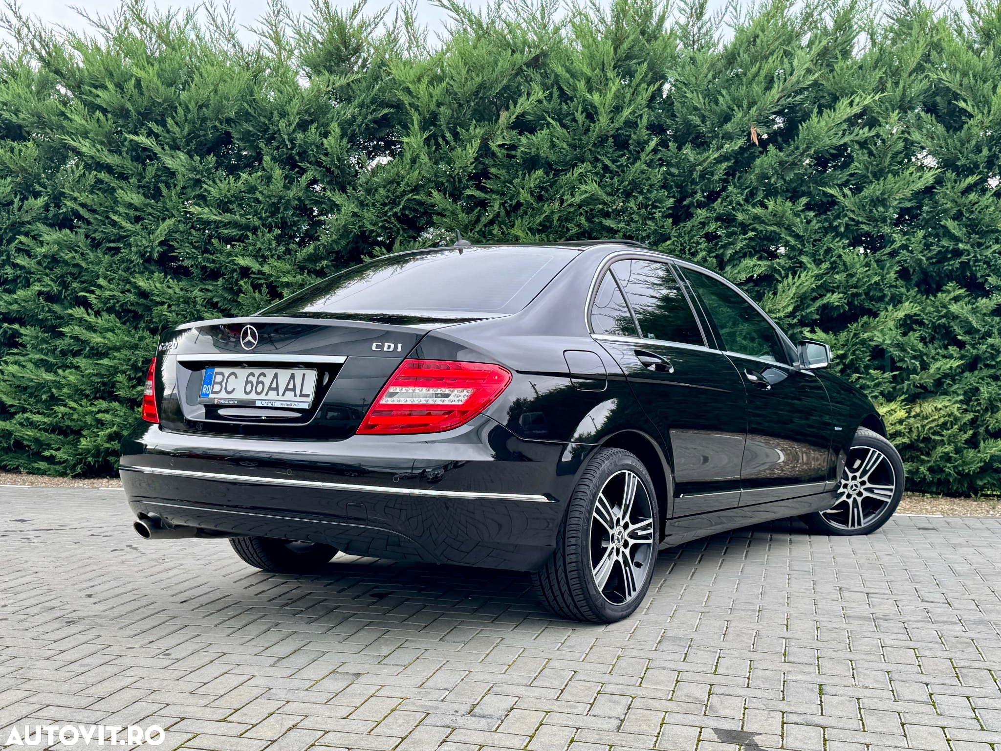 Mercedes-Benz C - 4