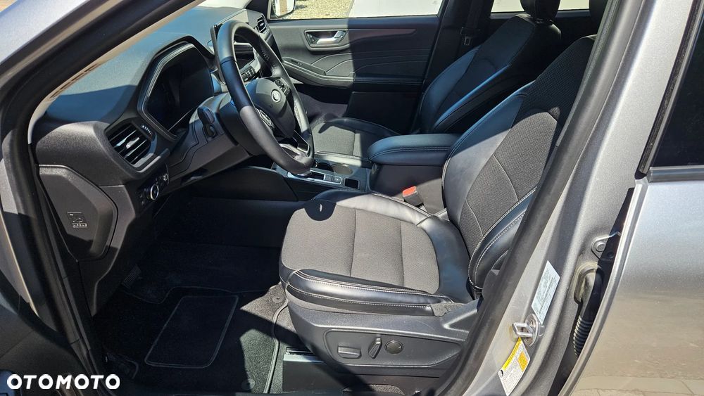 Ford Kuga - 15