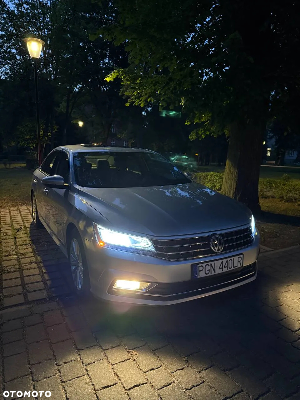 Volkswagen Passat 1.8 TSI BMT Highline DSG - 28