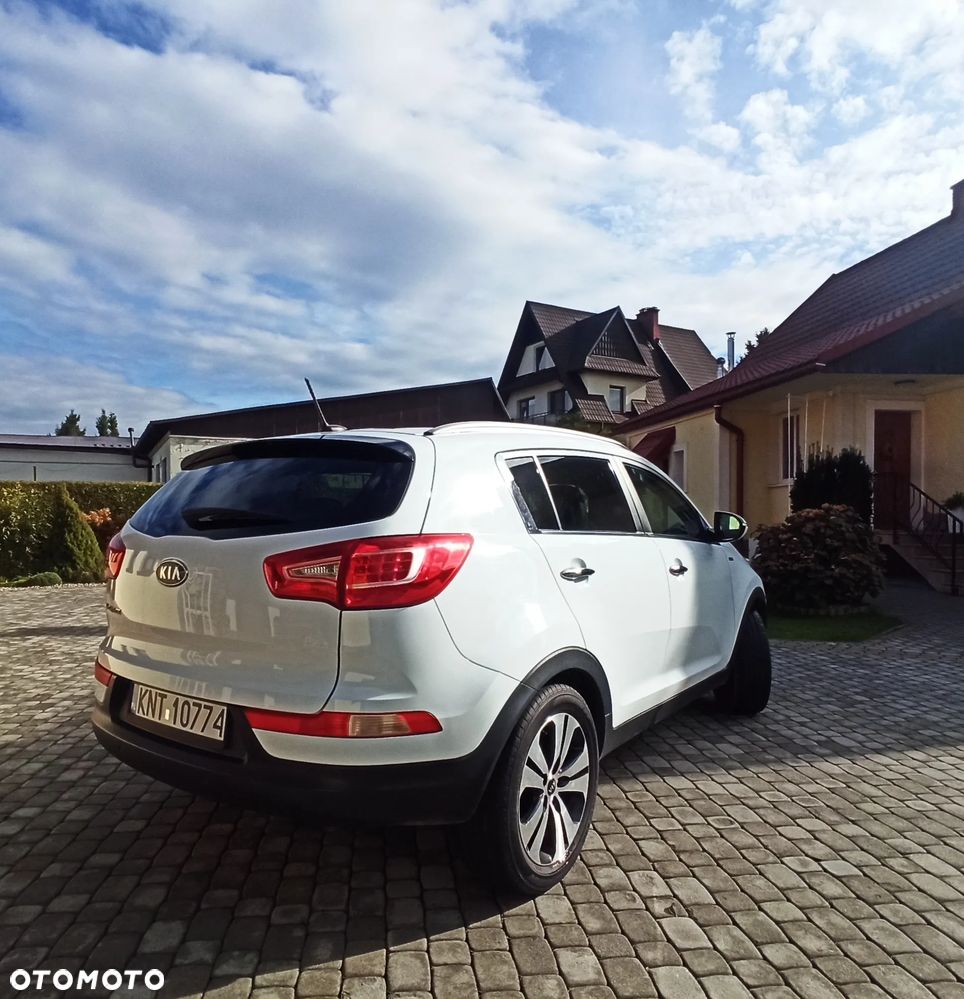 Kia Sportage 2.0 L - 7