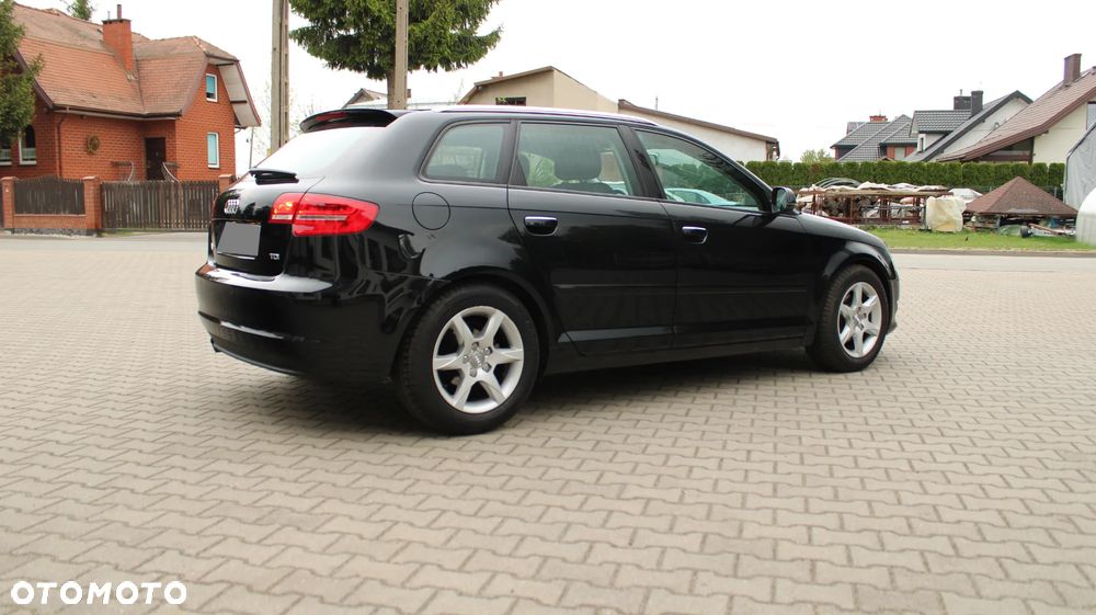 Audi A3 Sportback 1.6 TDI Attraction - 22