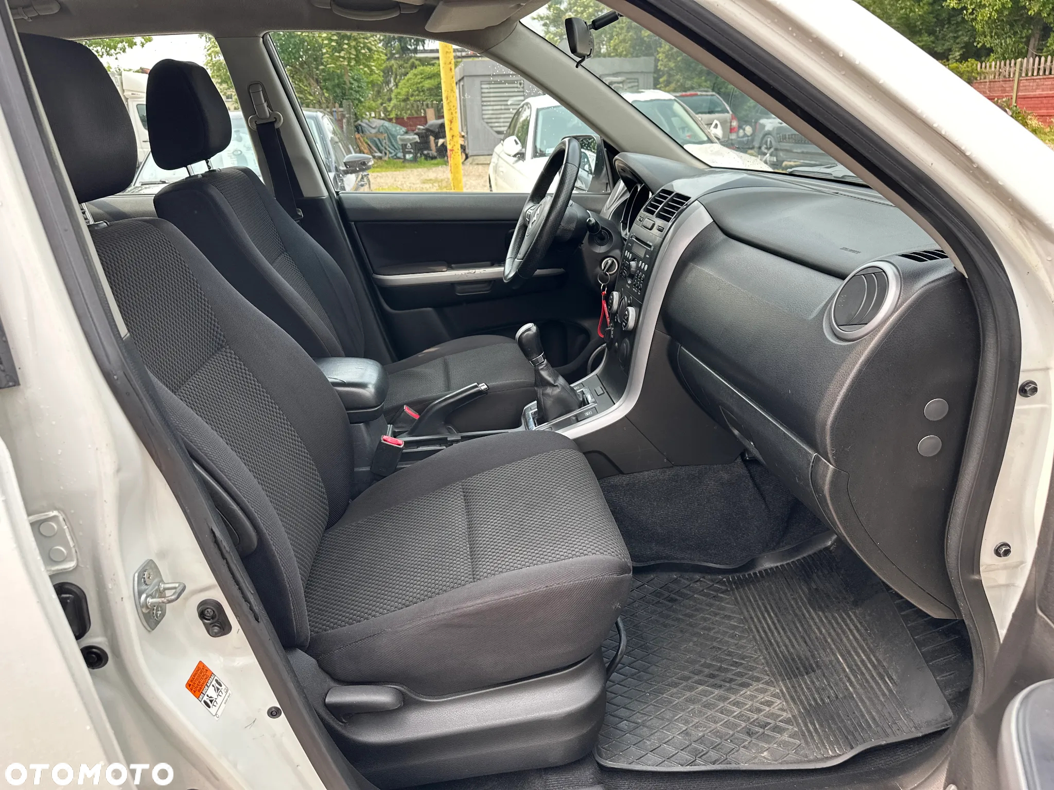 Suzuki Grand Vitara - 15