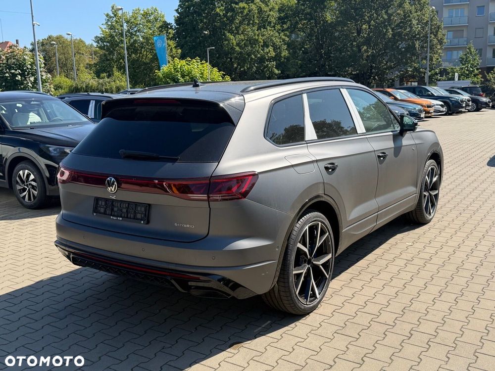 Volkswagen Touareg - 3