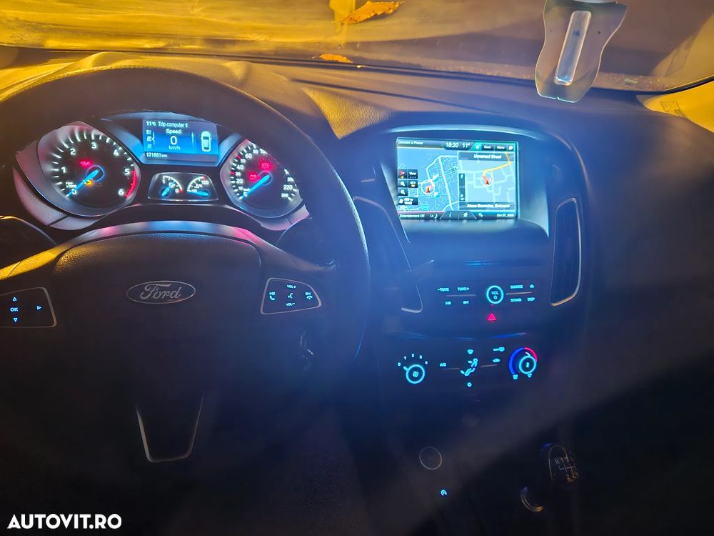 Ford Focus 1.6 TDCI DPF Trend - 10