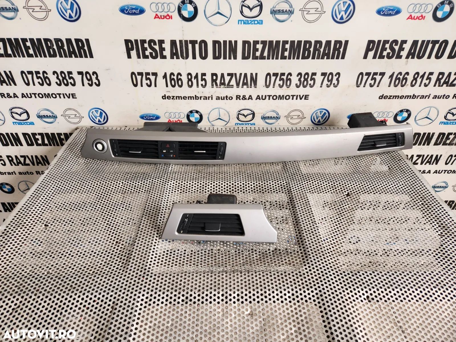 Grile Grila Aerisire Ventilatie Bord Trim Bord Bmw E90 E91 Volan Stanga Europa - Dezmembrari Arad - 1
