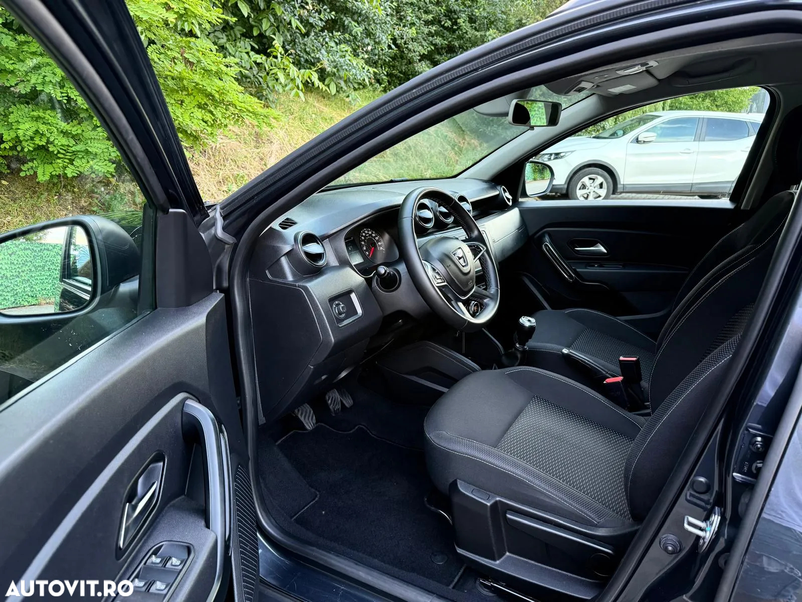 Dacia Duster 1.5 dCi 4x2 Laureate - 14