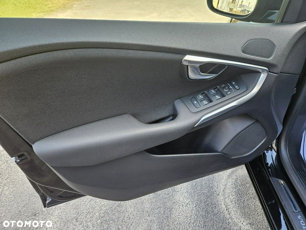 Volvo V40 T2 Drive-E Momentum - 15