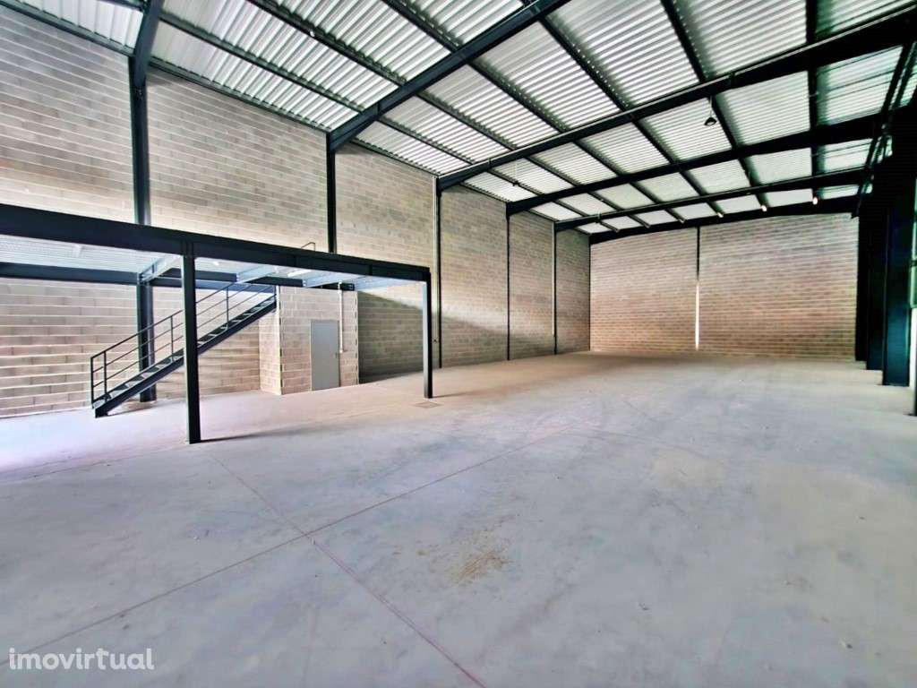 Armazéns novos em Marco de Canaveses - Grande imagem: 5/17