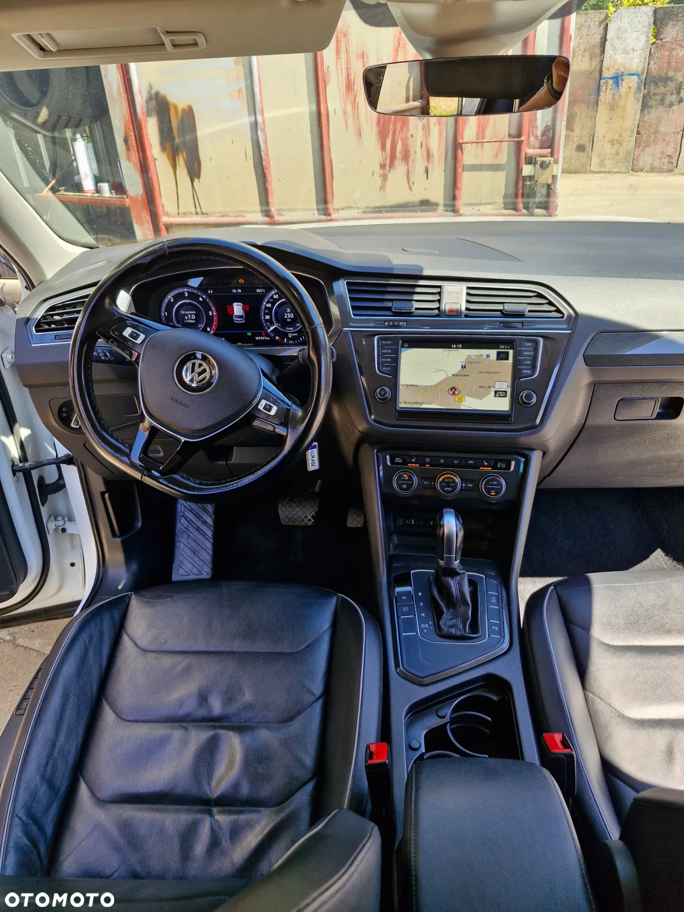 Volkswagen Tiguan 2.0 TDI BMT SCR 4Mot Comfortline DSG - 12