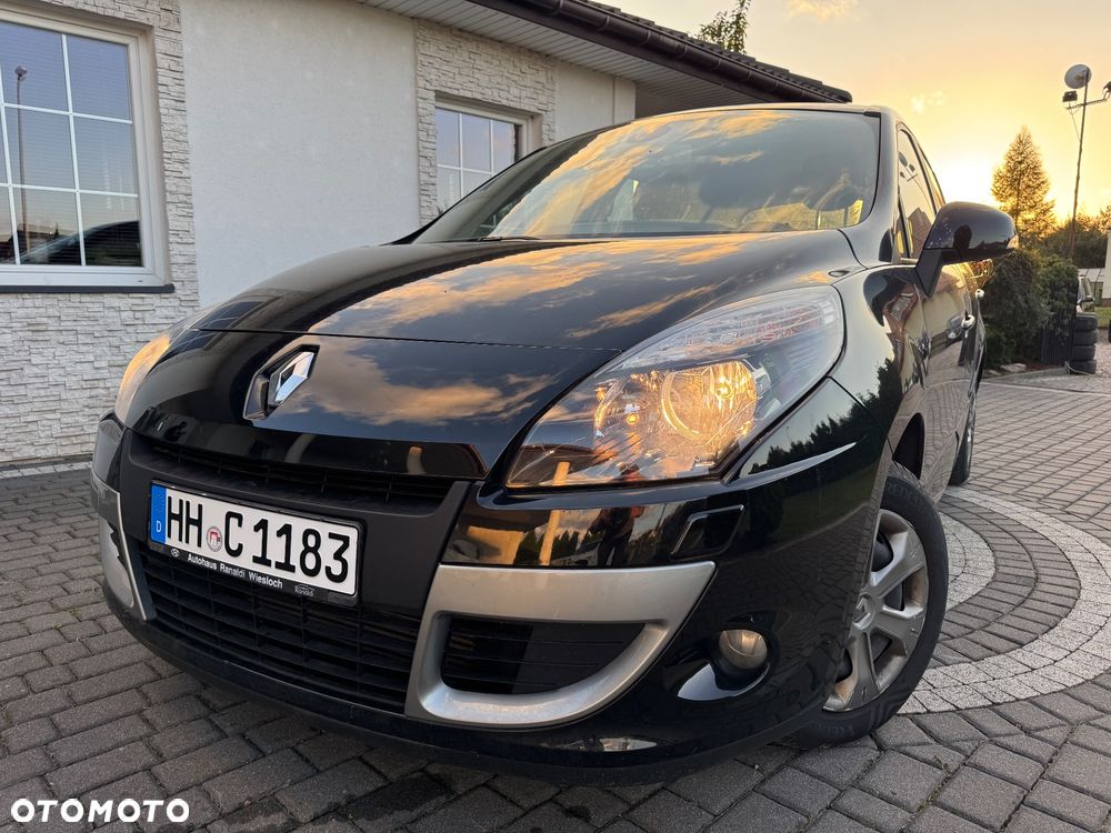 Renault Scenic - 1