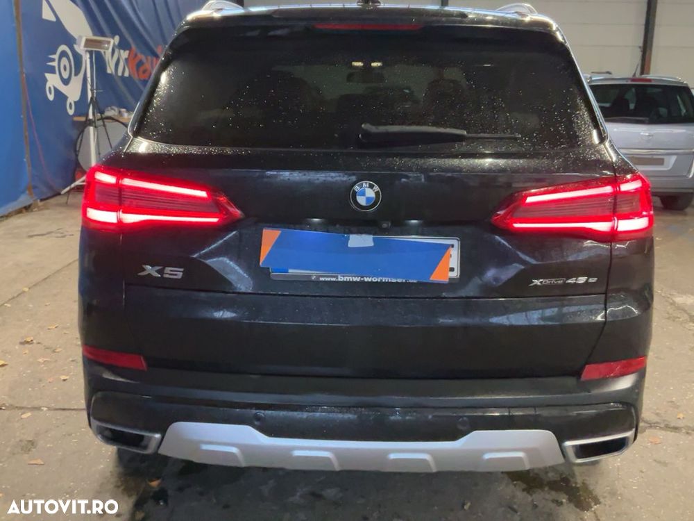 BMW X5 xDrive40i - 6
