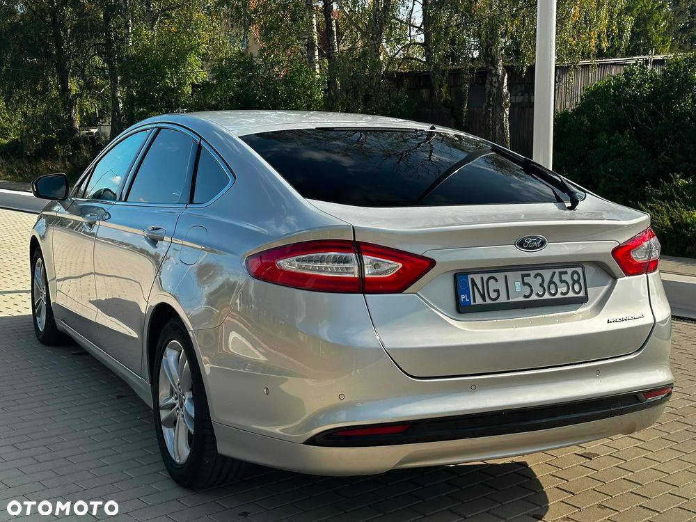 Ford Mondeo 2.0 TDCi STart-Stopp Titanium - 4