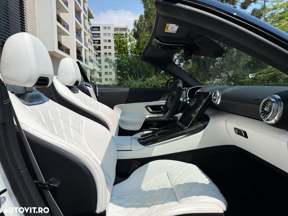 MERCEDES-BENZ SL 2024 — imagine 2