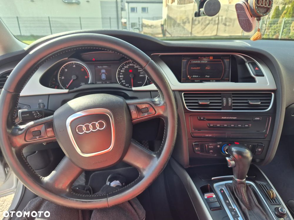 Audi A4 Avant 2.0 TDI Multitronic - 8