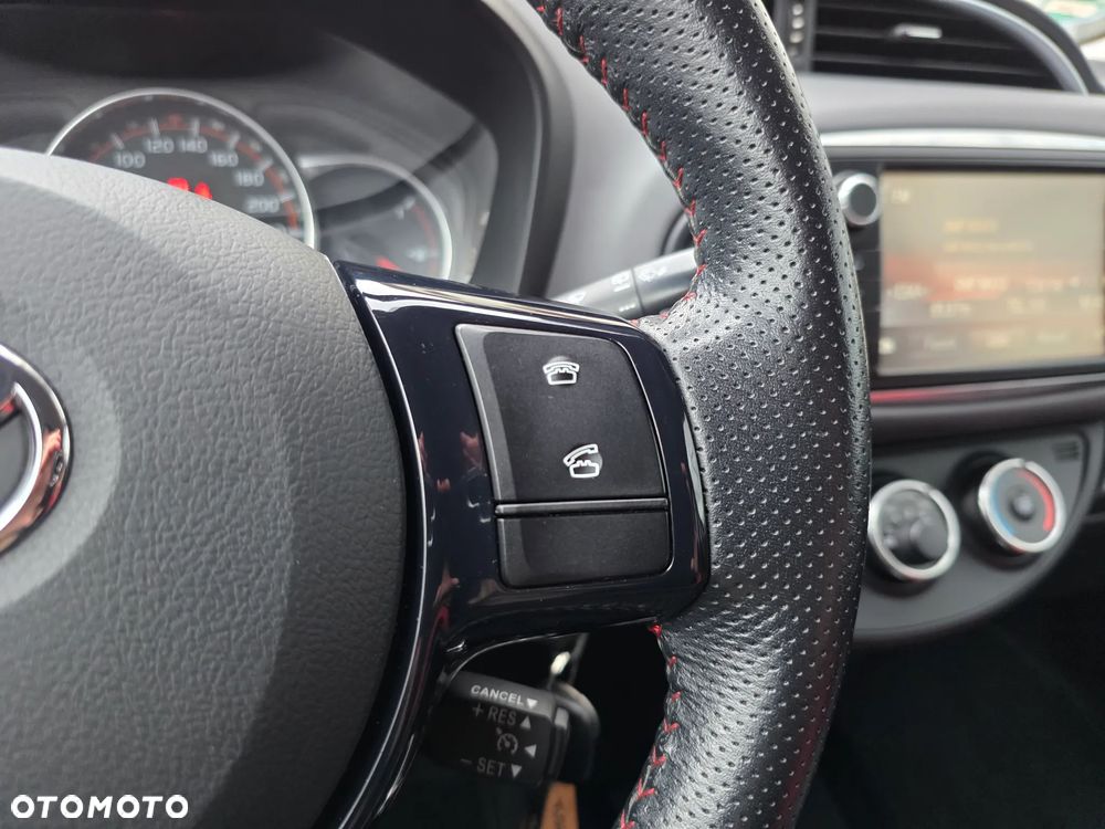 Toyota Yaris 1.33 Selection Platinum - 29