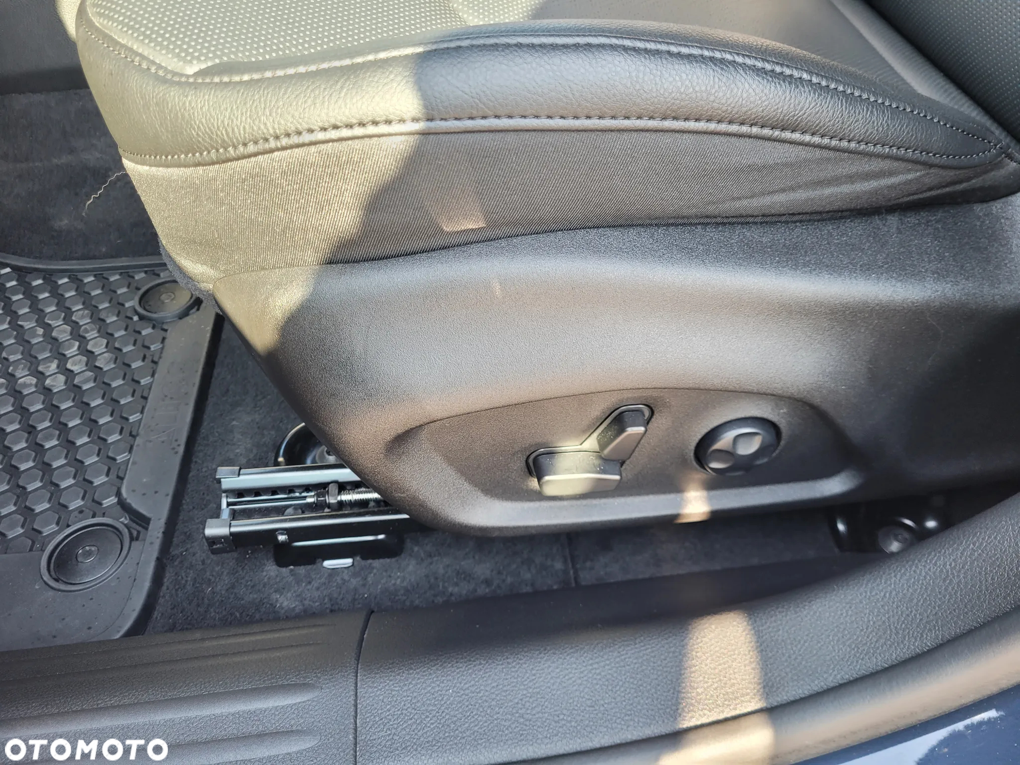 Jeep Compass - 15