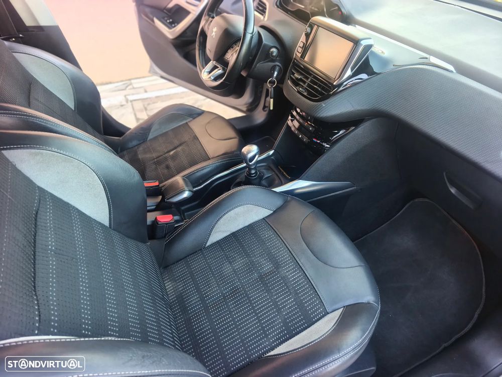 Peugeot 2008 e-HDi FAP 115 STOP & START Allure - 14