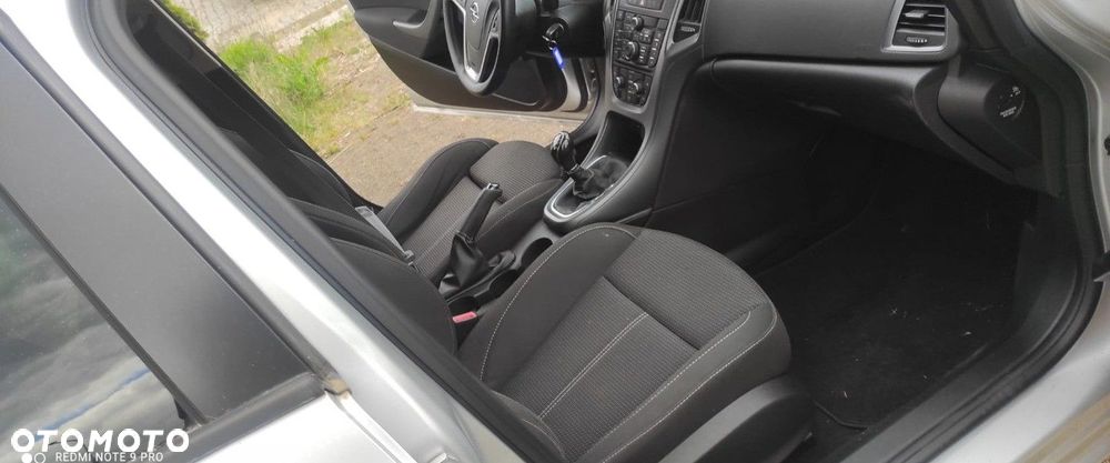 Opel Astra 1.7 CDTI DPF Design Edition - 28