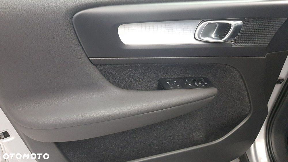 Volvo XC 40 - 19