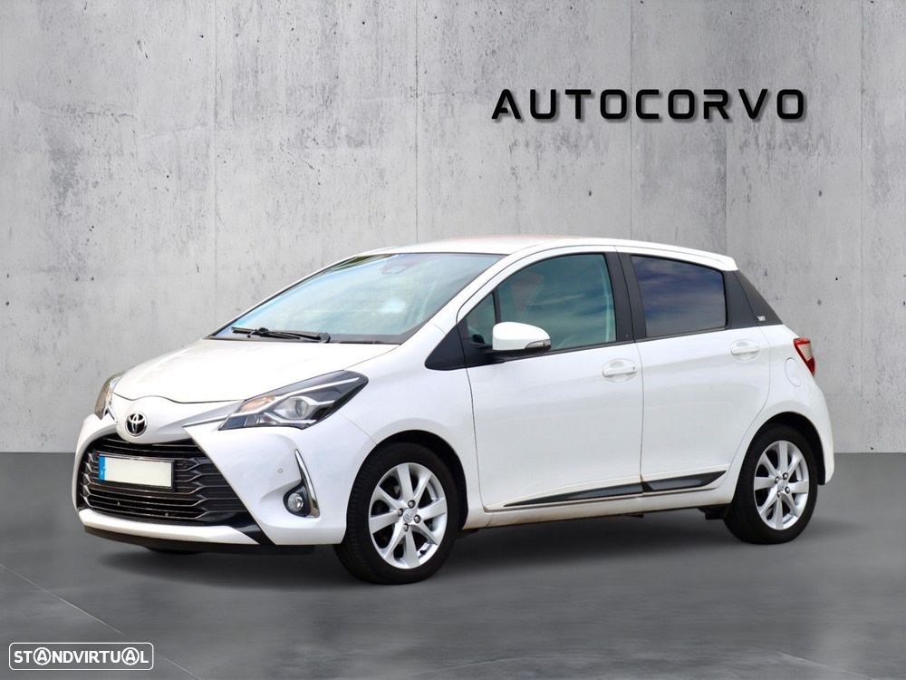 Toyota Yaris 1.5 HSD 20 Anos - 1