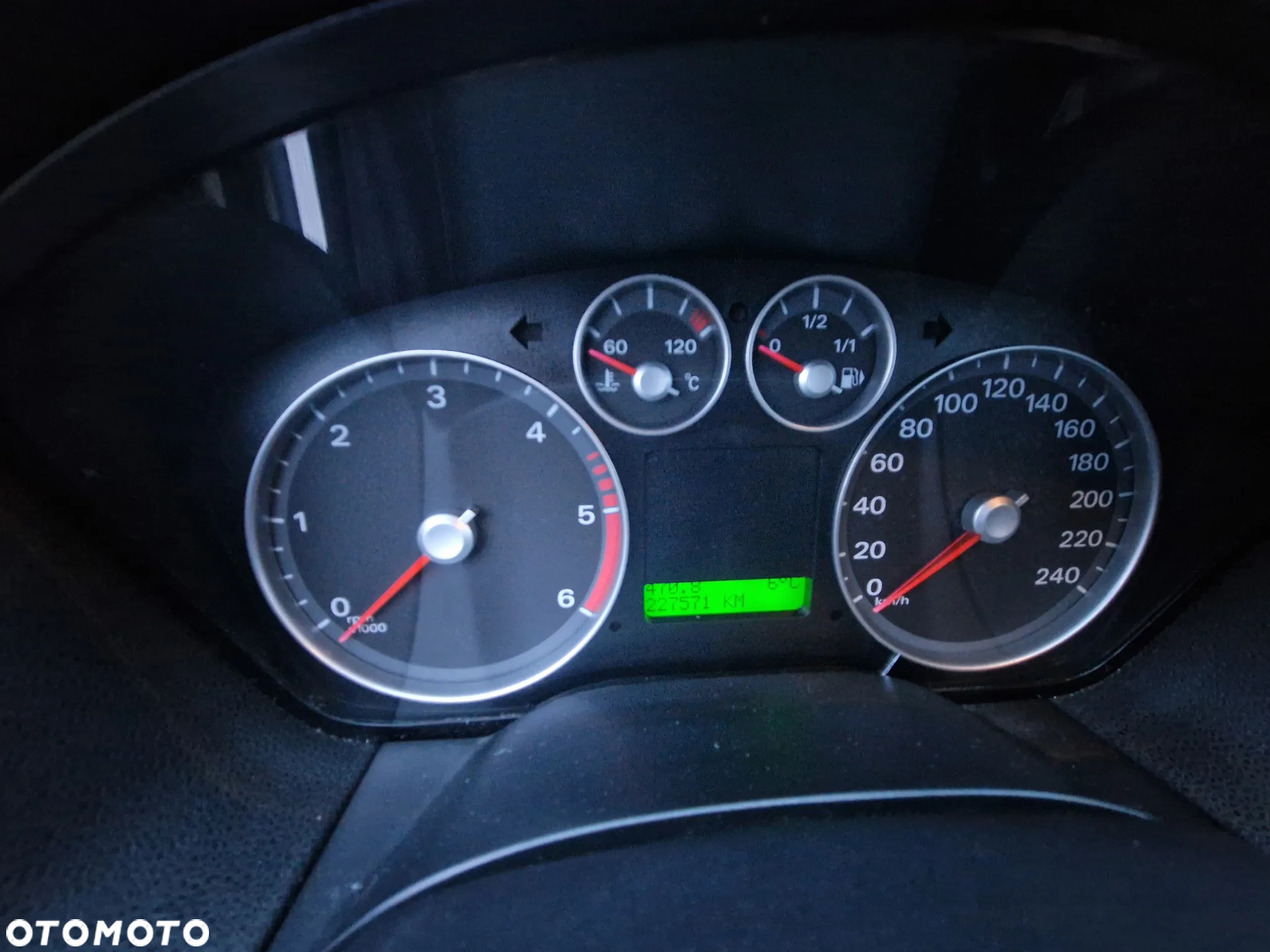 Ford Focus 1.8 TDCi Gold X - 10