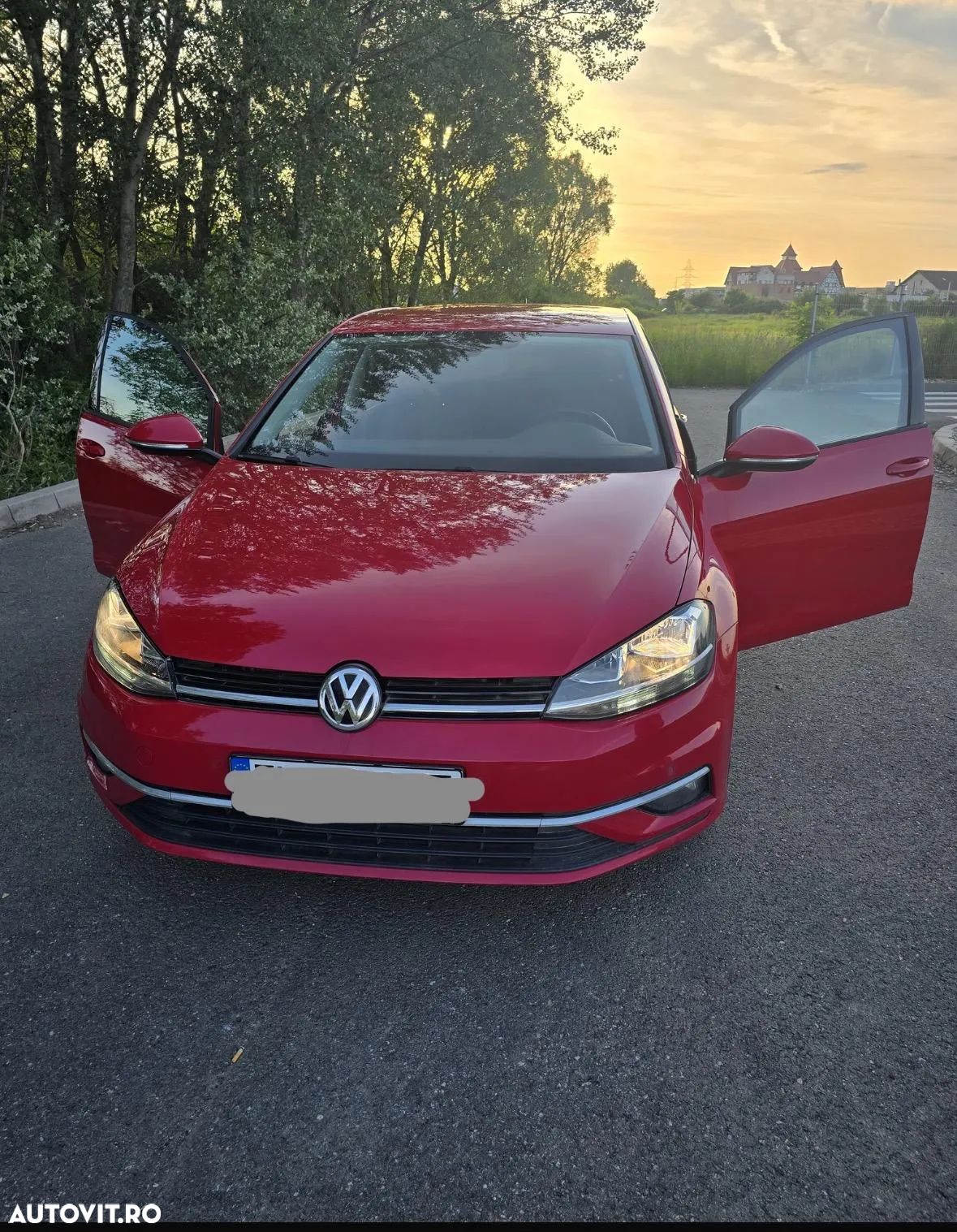 Volkswagen Golf 1.0 TSI Comfortline - 1