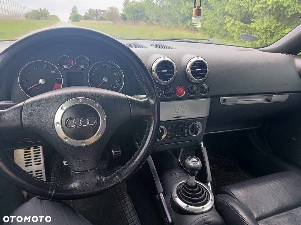 Audi TT Coupé 1.8T - 13