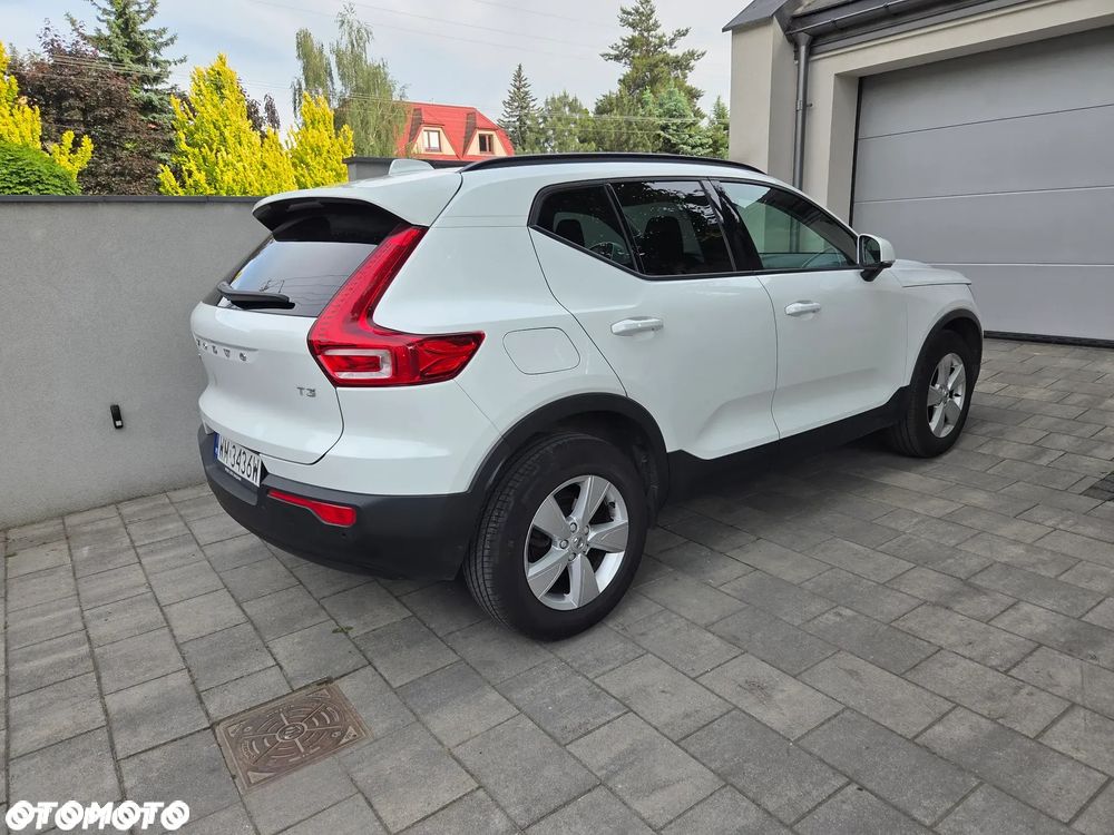 Volvo XC 40 T3 Momentum - 3