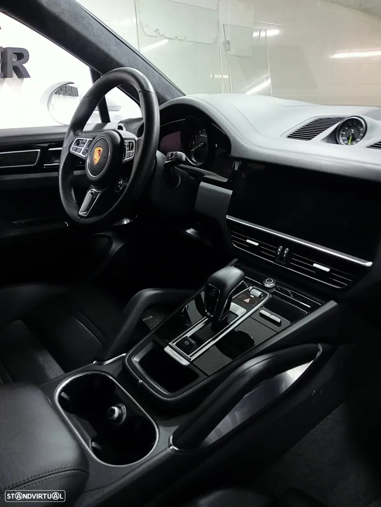 Porsche Cayenne Coupé Turbo S E-Hybrid - 21