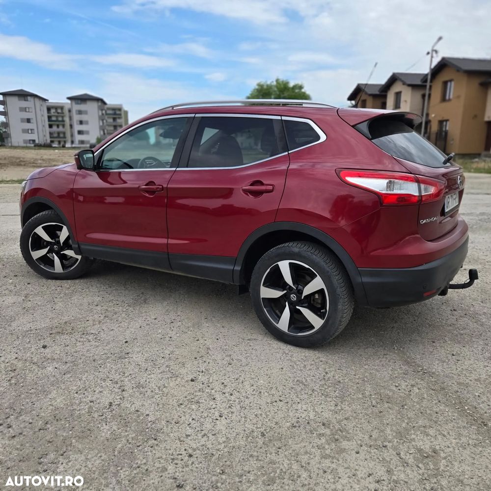 Nissan Qashqai 1.6 DCI Xtronic TEKNA - 2