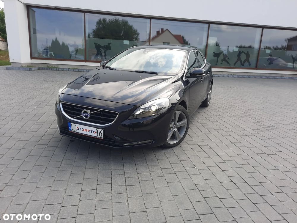 Volvo V40 D3 Momentum - 2