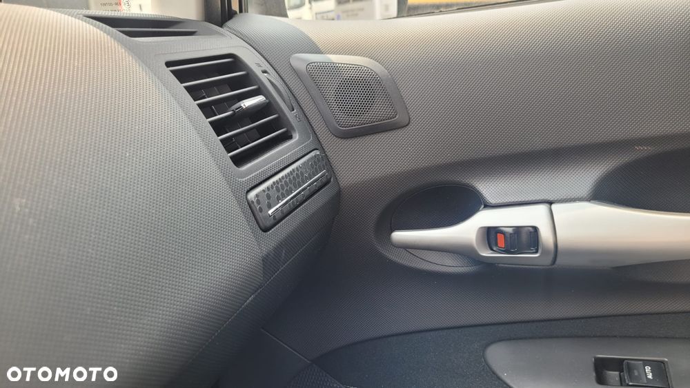 Toyota Auris 1.4 D-4D Premium MM - 6