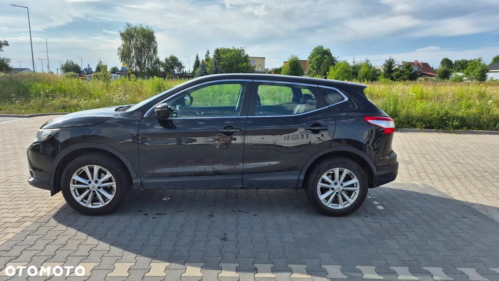 Nissan Qashqai 1.2 DIG-T N-Connecta - 2