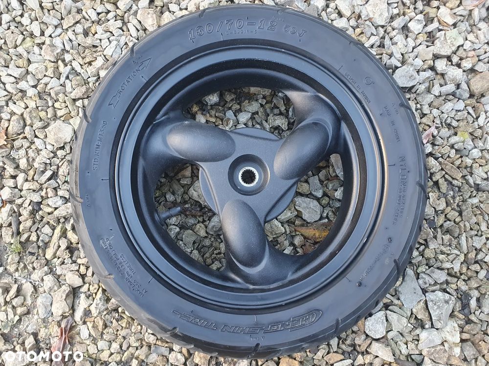 B120 C KYMCO AGILITY 125 2013 KOŁO TYLNE  130/70R12 - 1