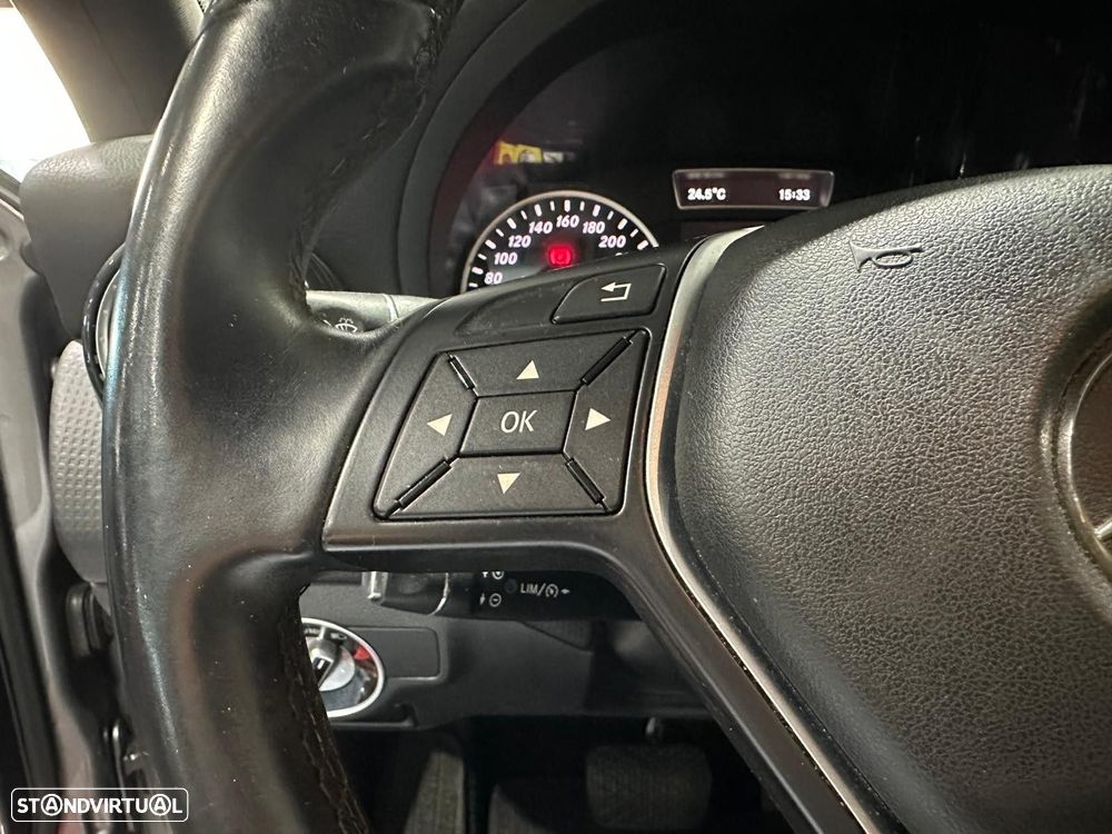 Mercedes-Benz A 180 - 33