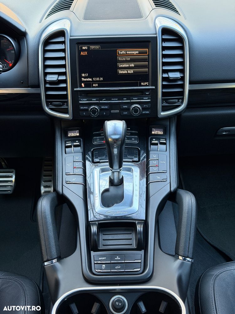 Porsche Cayenne V6 3.0L Aut. - 11