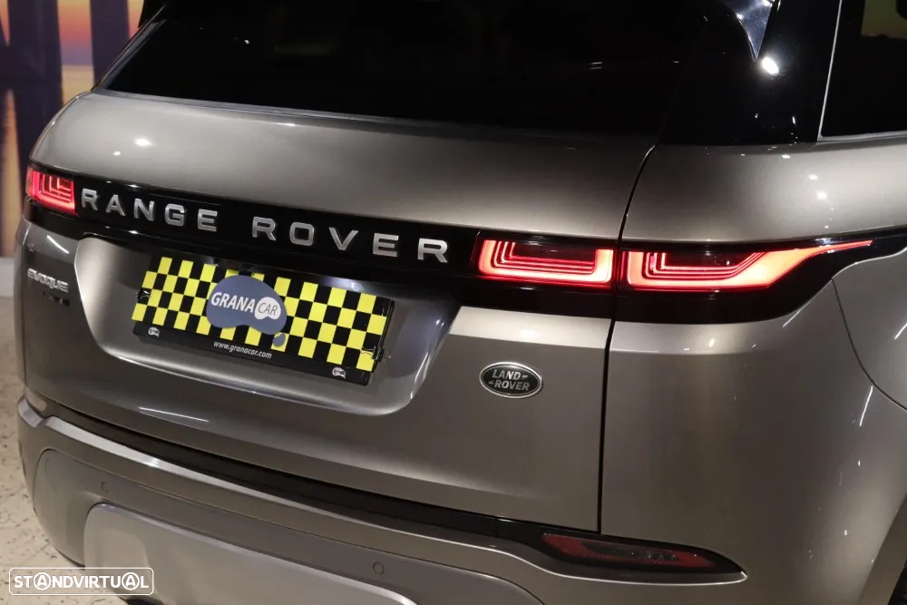 Land Rover Range Rover Evoque 2.0 D150 AWD S Auto - 33