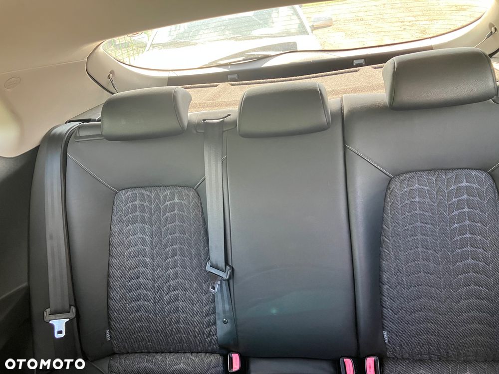 Kia ProCeed 2.0 crdi Optimum + - 10