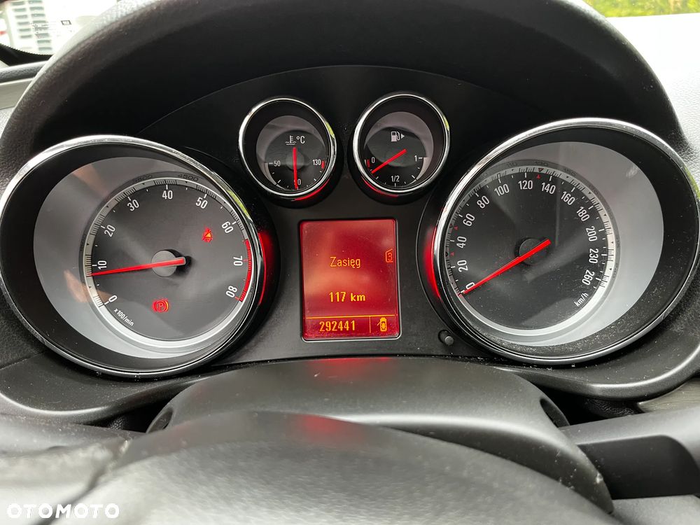 Opel Insignia 1.8 - 7