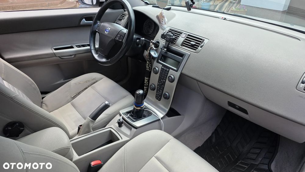 Volvo S40 1.8 - 14