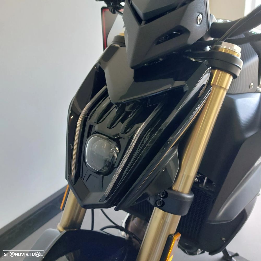 QJ Motor SRK 600 - 11