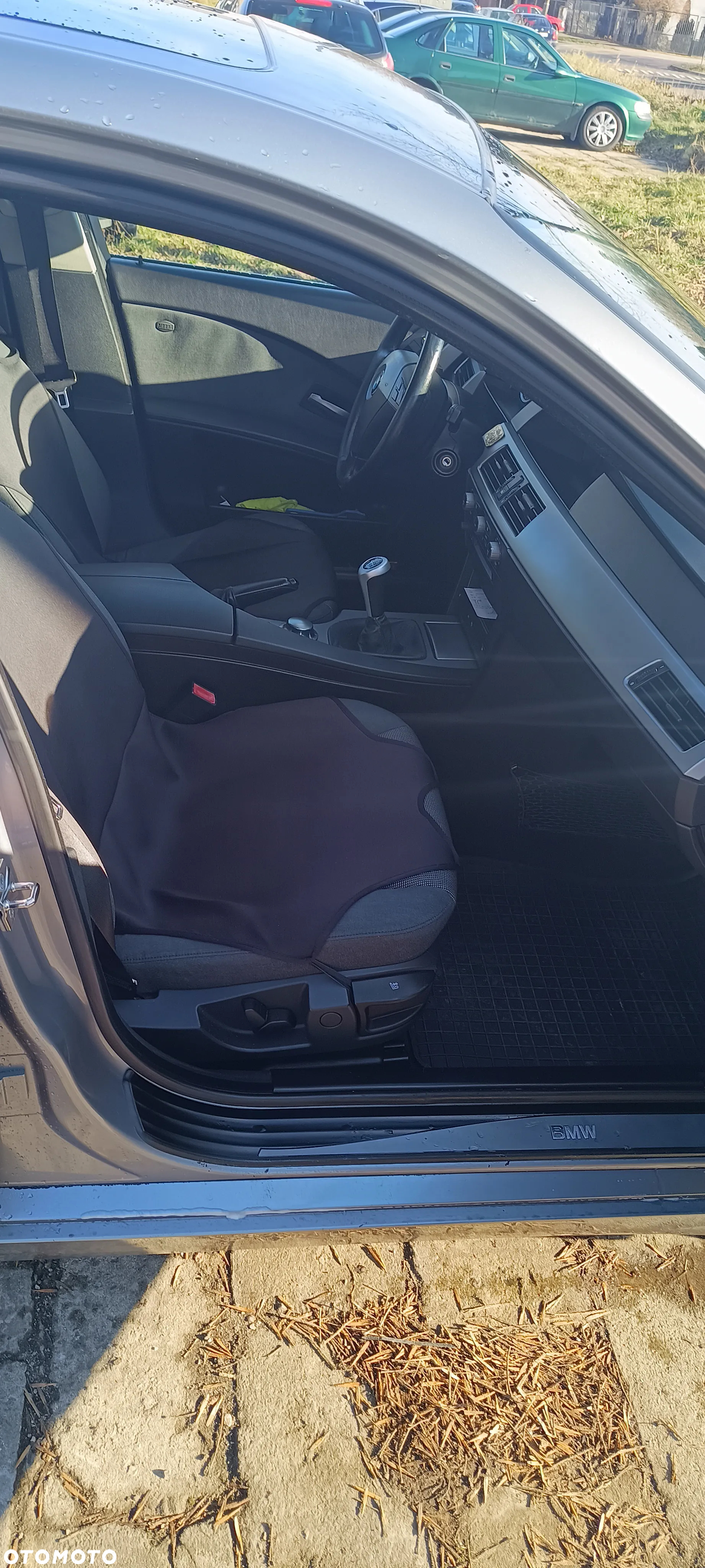 BMW Seria 5 520i - 23
