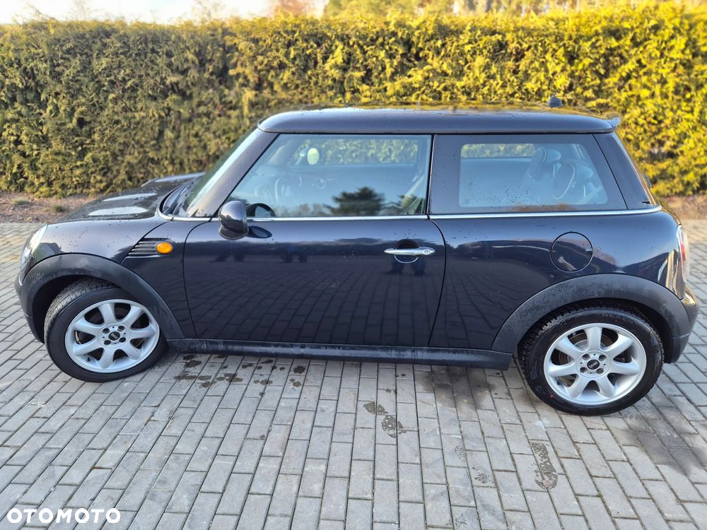 MINI ONE - 16