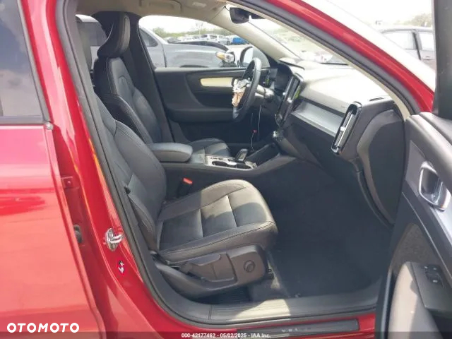 Volvo XC 40 T5 AWD R-Design - 6