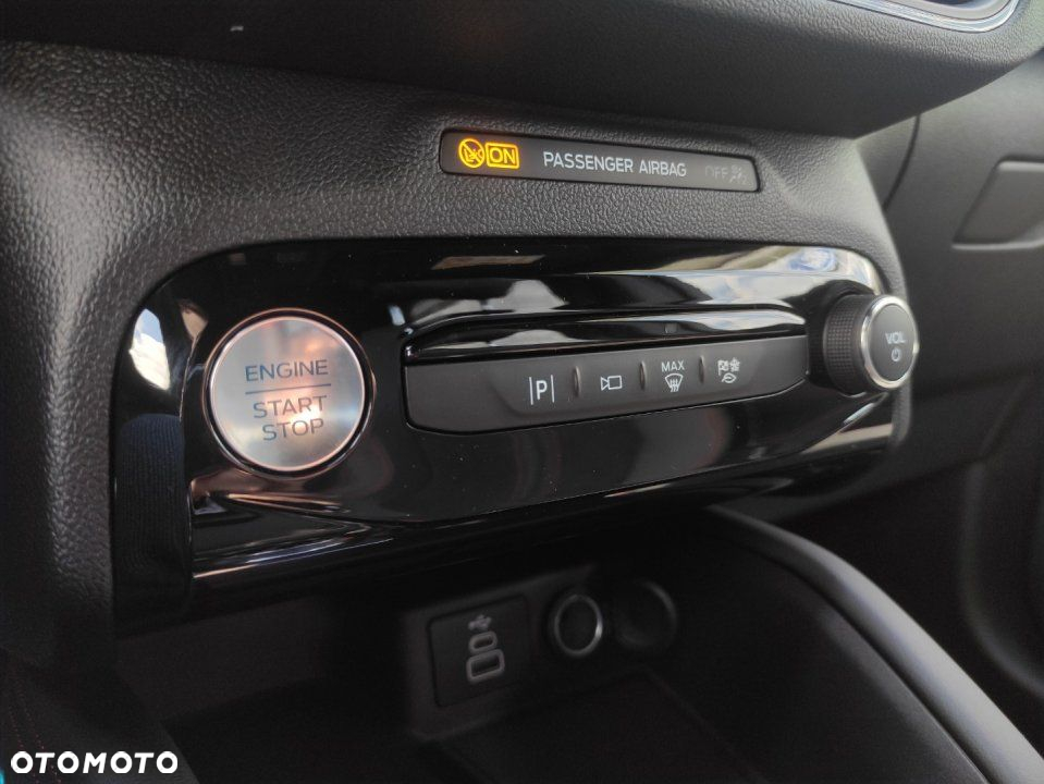 Ford Kuga - 21