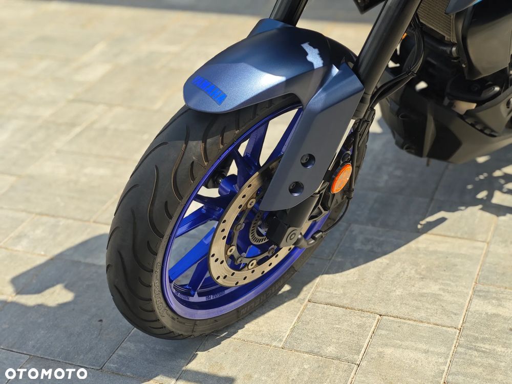 Yamaha MT - 22