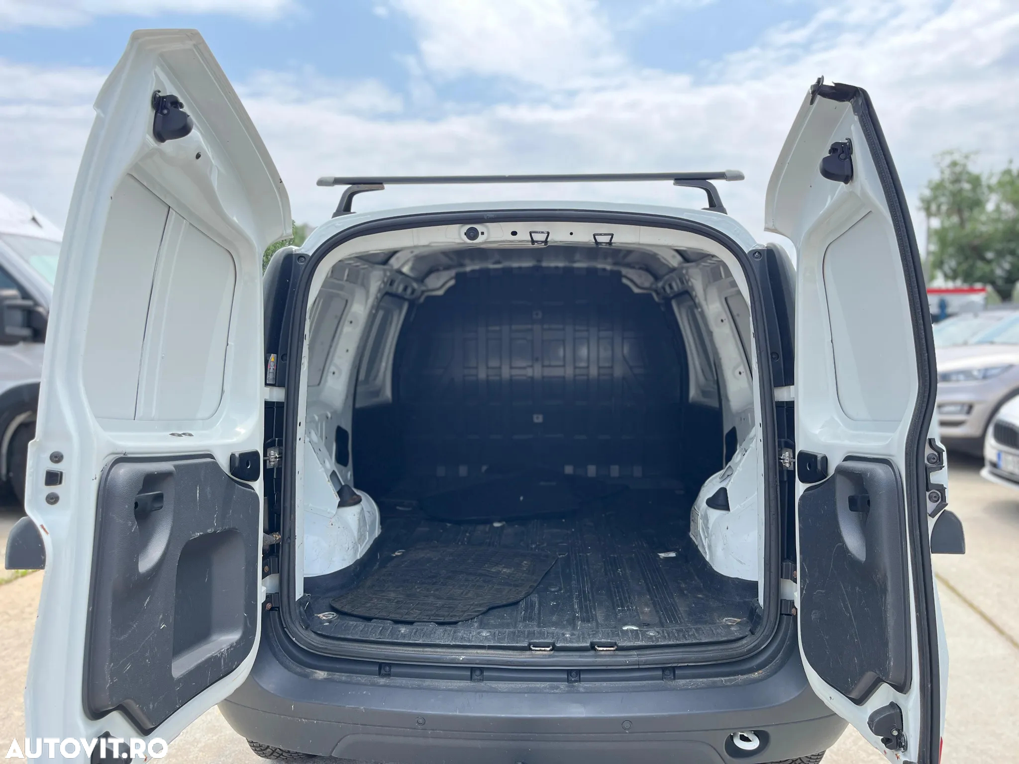 Dacia Logan Van - 6