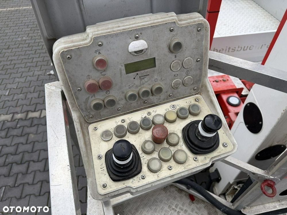 MAN TGL 7.150 Zwyżka Ruthmann T300 30m w bok 20m Mały przebieg - 9