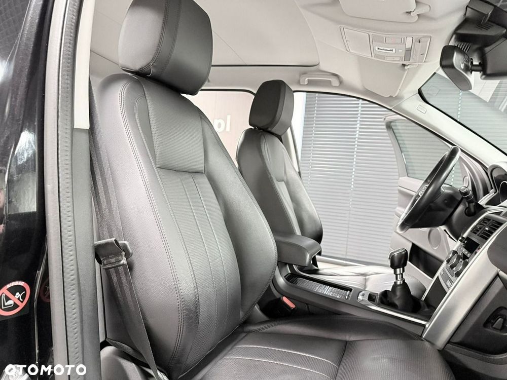 Land Rover Discovery Sport 2.0 TD4 HSE Luxury - 25