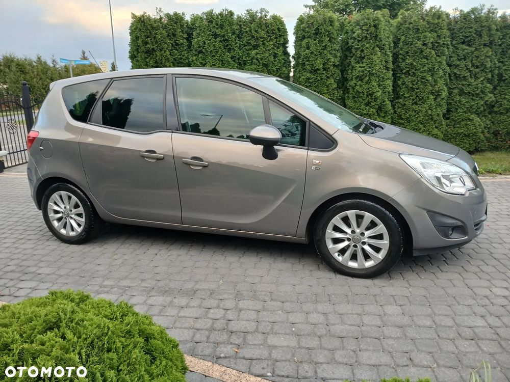 Opel Meriva - 11